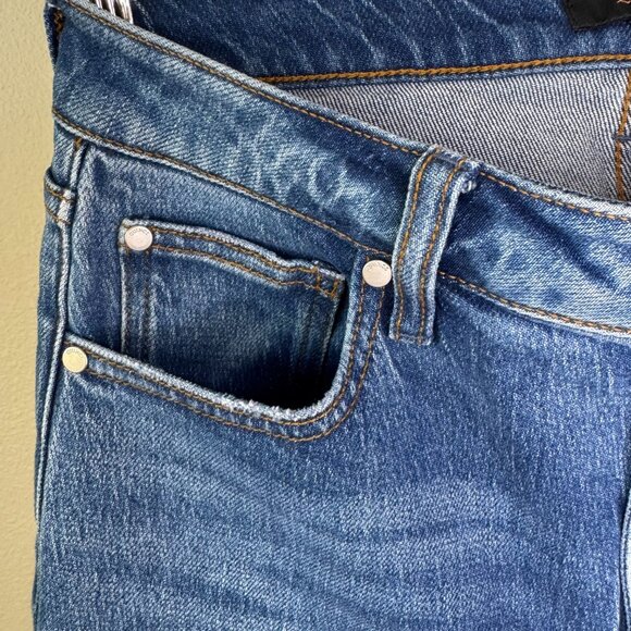 Quince Women's Straight Leg Blue Jeans - Picture 7 of 16